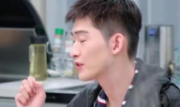 娱乐圈吃瓜张翰,娱乐圈吃瓜达人，揭秘明星幕后故事